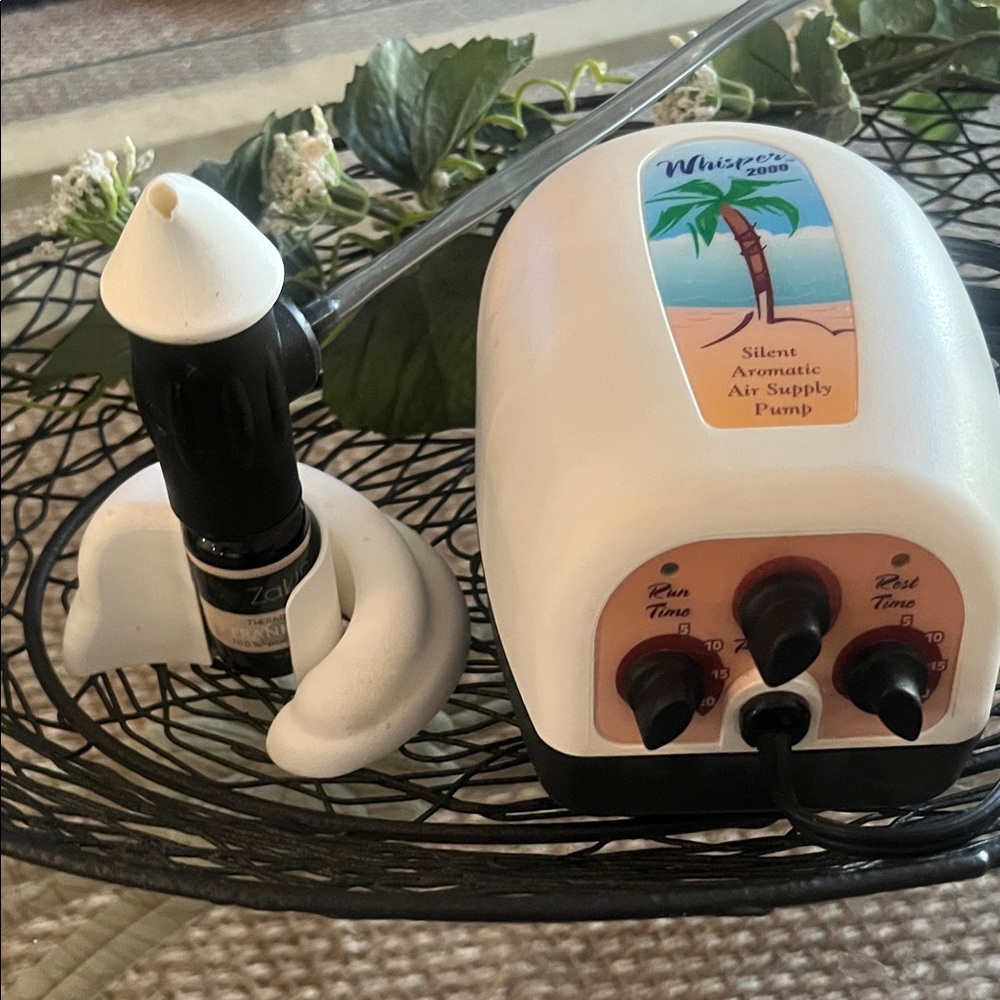 Aromatherapy & Essential Oil Diffuser Whisper 2000 Silent Aromatic Pump
